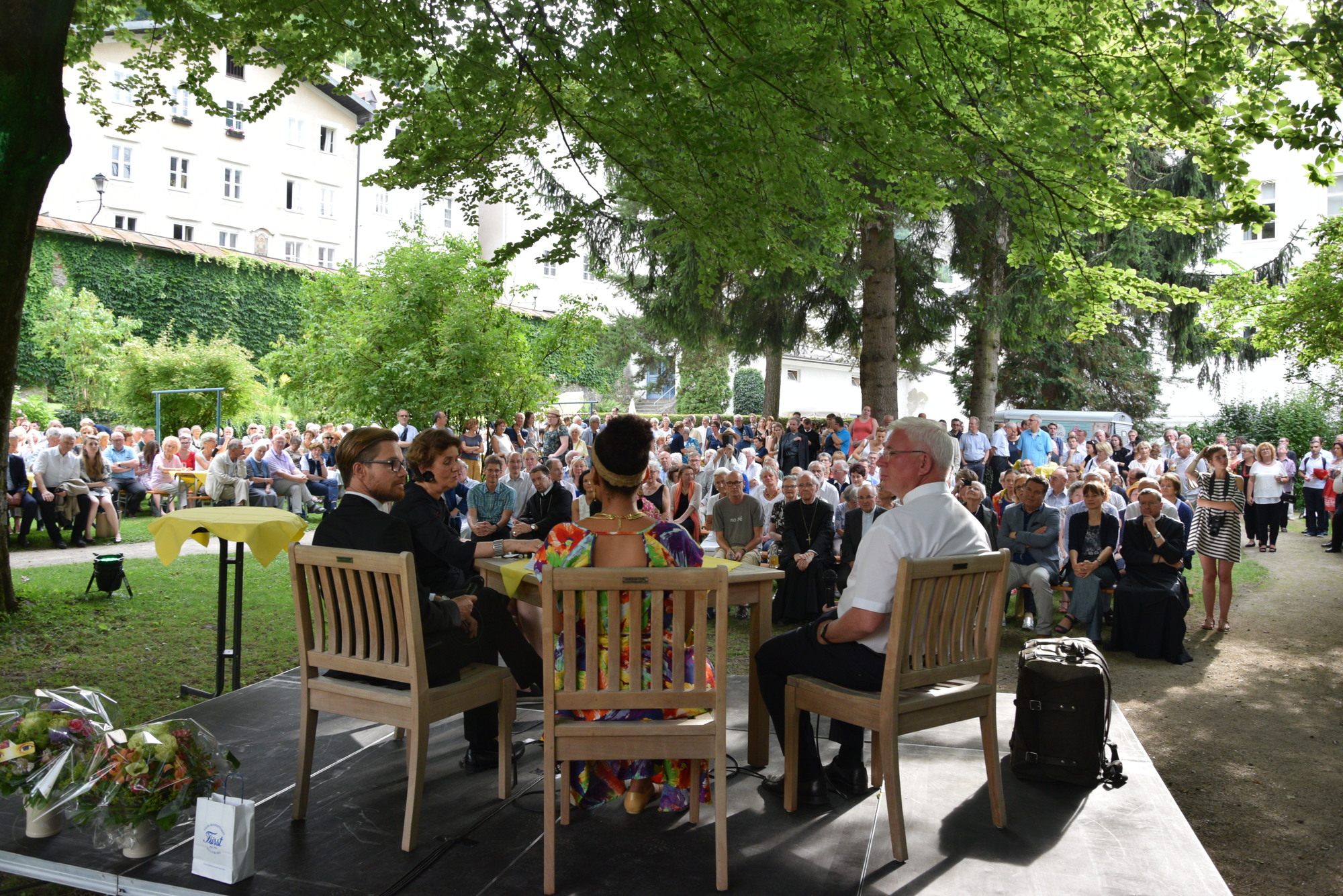 Sommerfest beim Erzbischof mit Schauspieler Bloeb